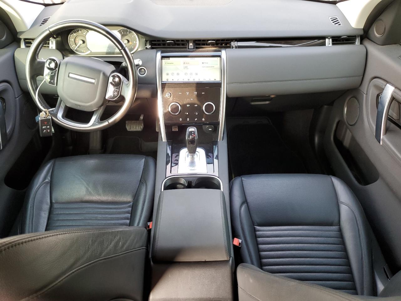2020 Land Rover Discovery - Image 8