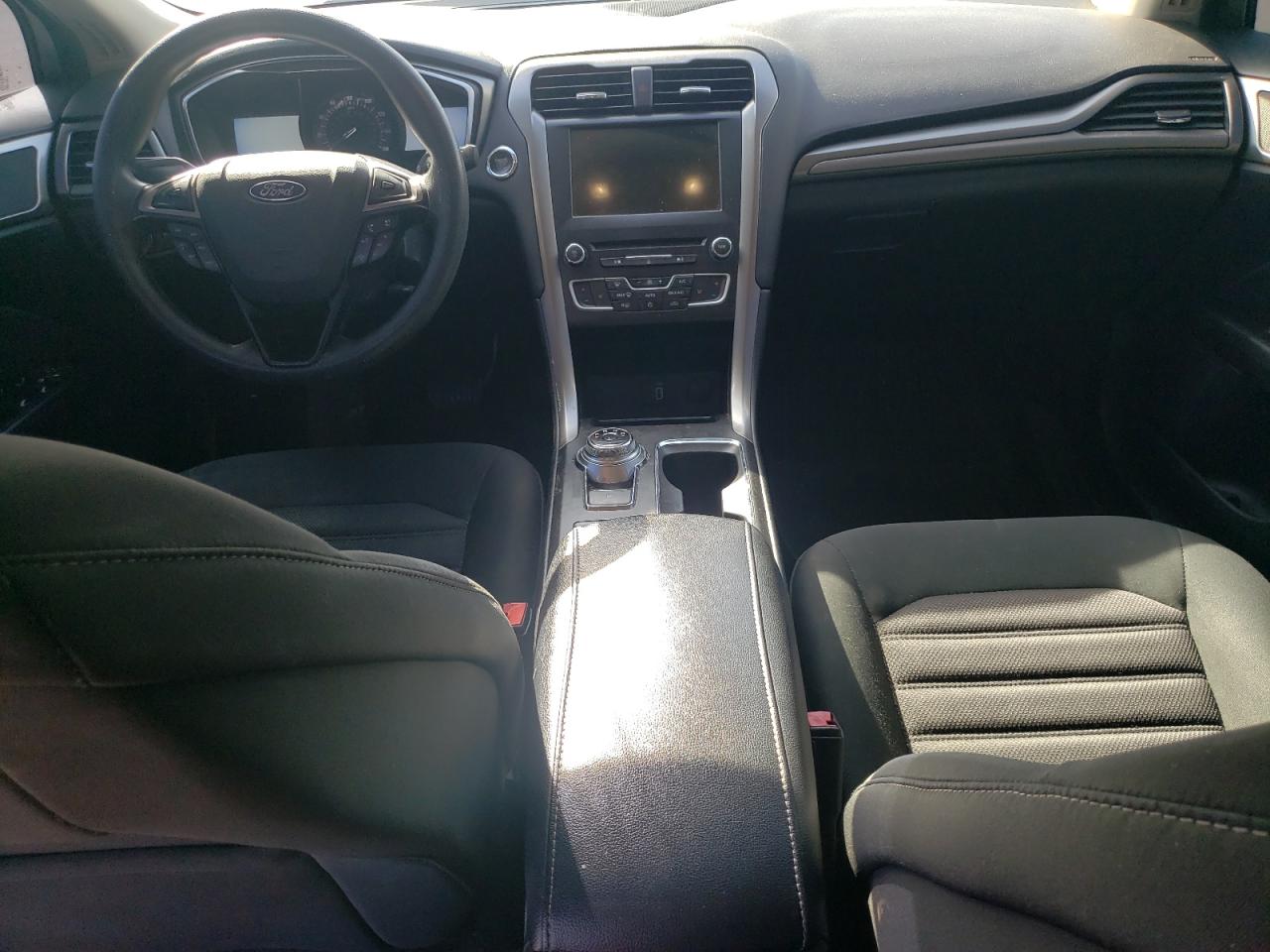 2017 Ford Fusion - Image 8