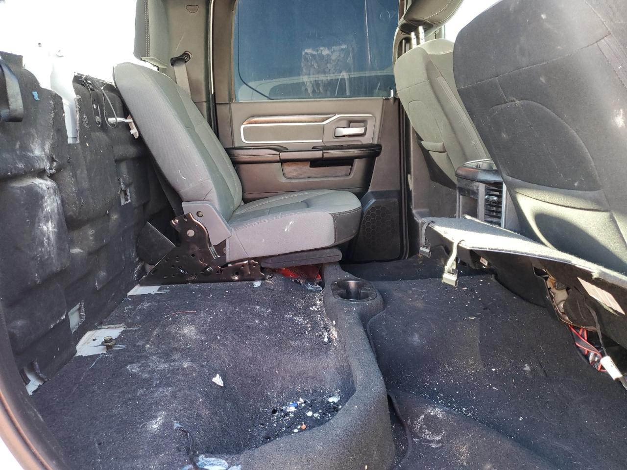 2022 RAM 3500 - Image 11