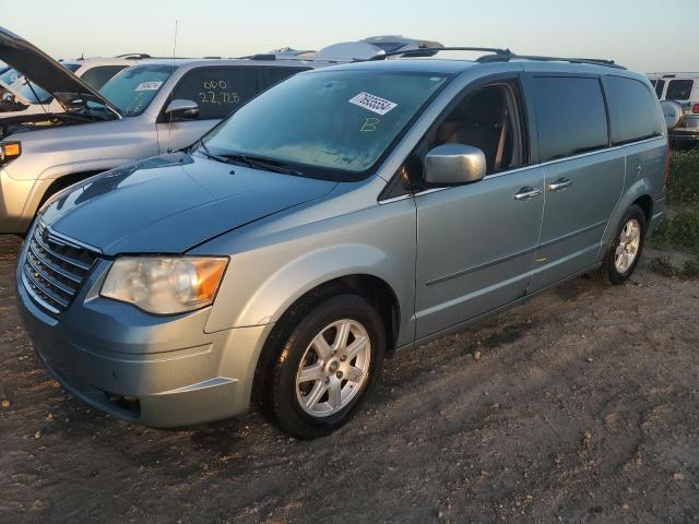 2010 Chrysler Town & Country Touring de vânzare în Arcadia, FL - Water/Flood