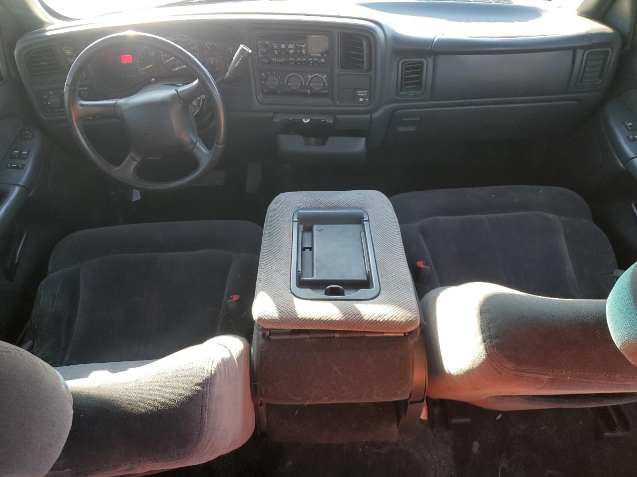 2000 Chevrolet Silverado - Image 8