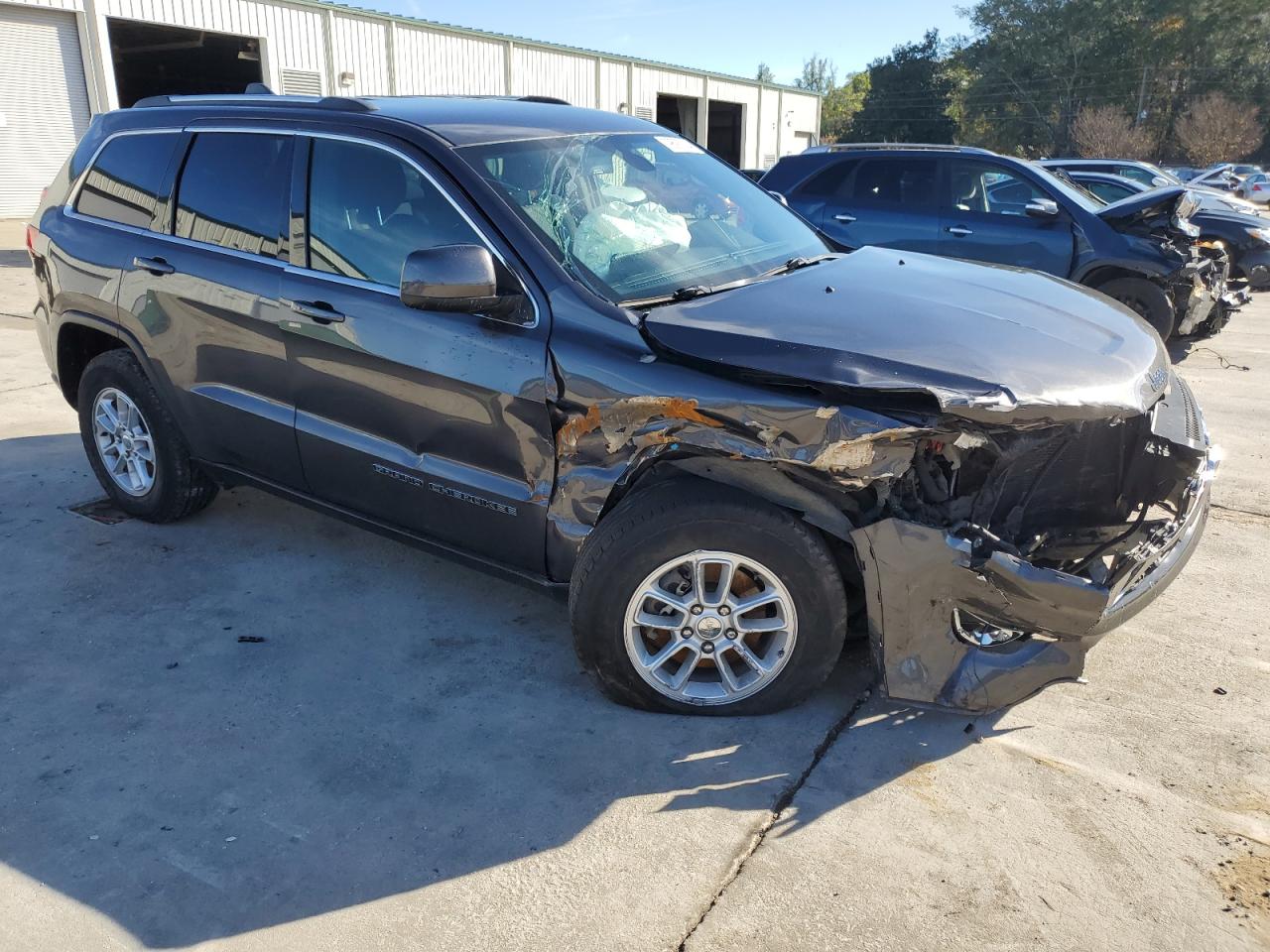 2019 Jeep Grand Cherokee - Image 4