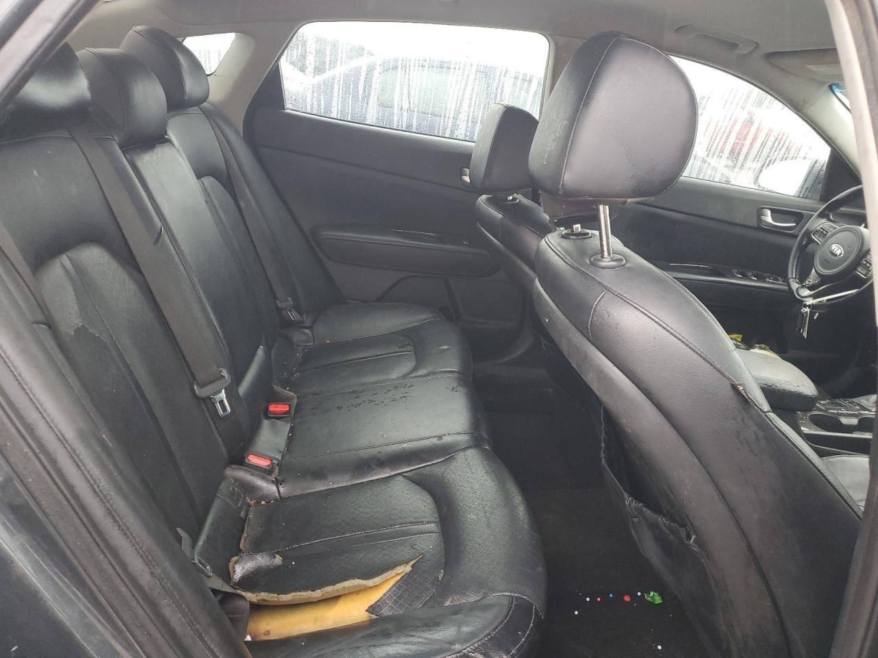 2016 Kia Optima - Image 10