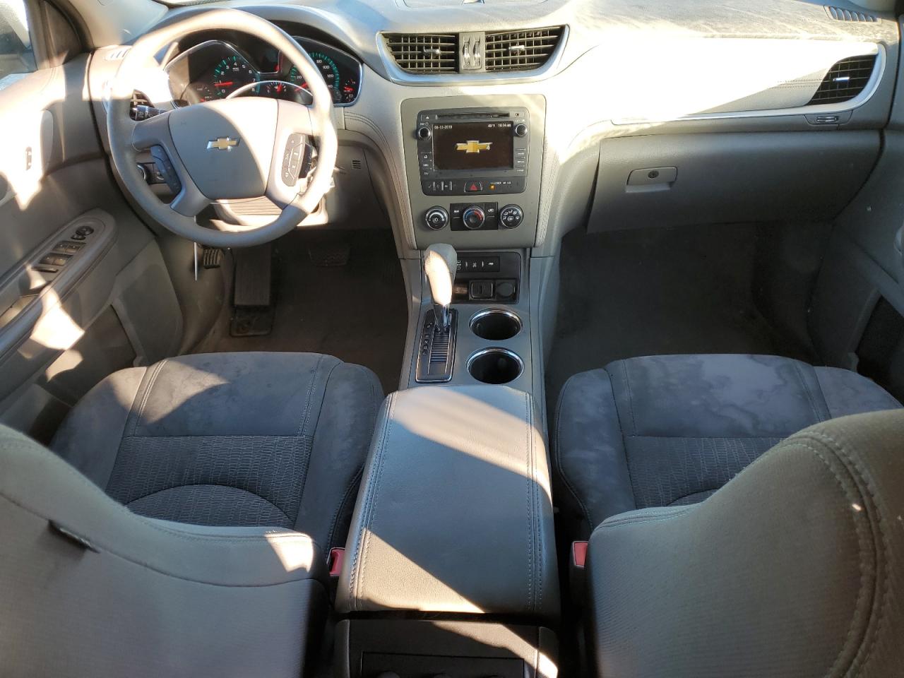 2017 Chevrolet Traverse - Image 8
