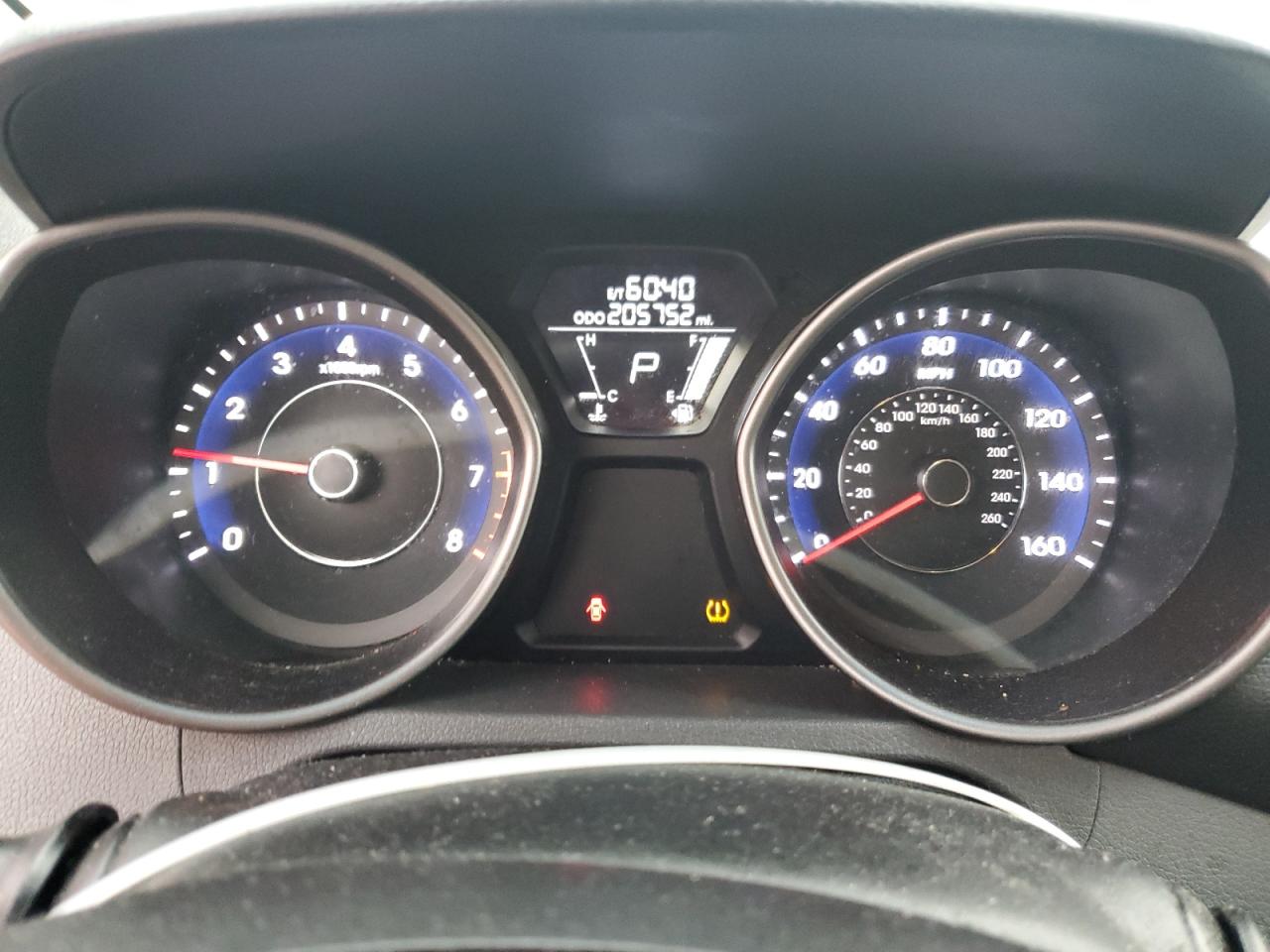 2013 Hyundai Elantra - Image 9