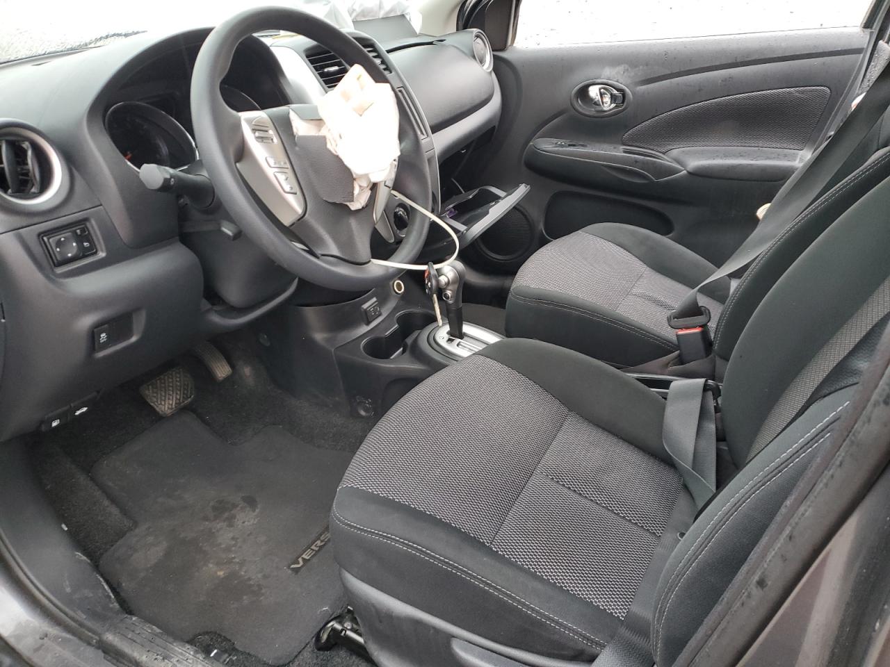 2019 Nissan Versa - Image 7