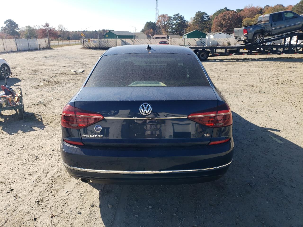 2018 Volkswagen Passat - Image 6