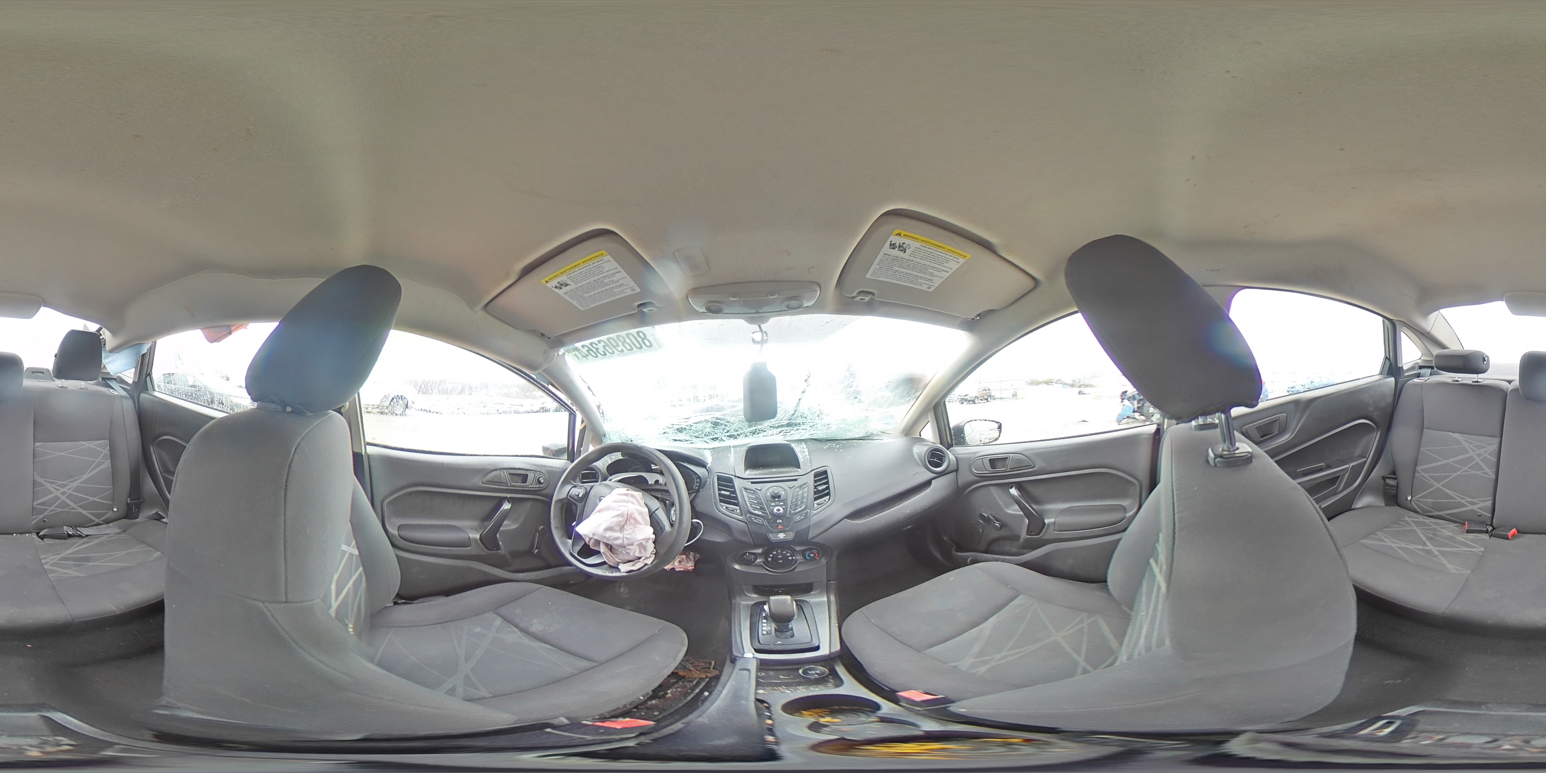 2014 Ford Fiesta - Image 12