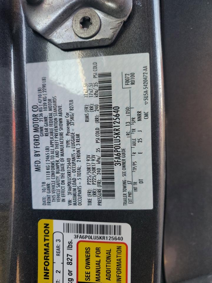 2019 Ford Fusion - Image 12