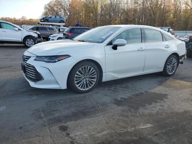  TOYOTA AVALON 2019 Biały