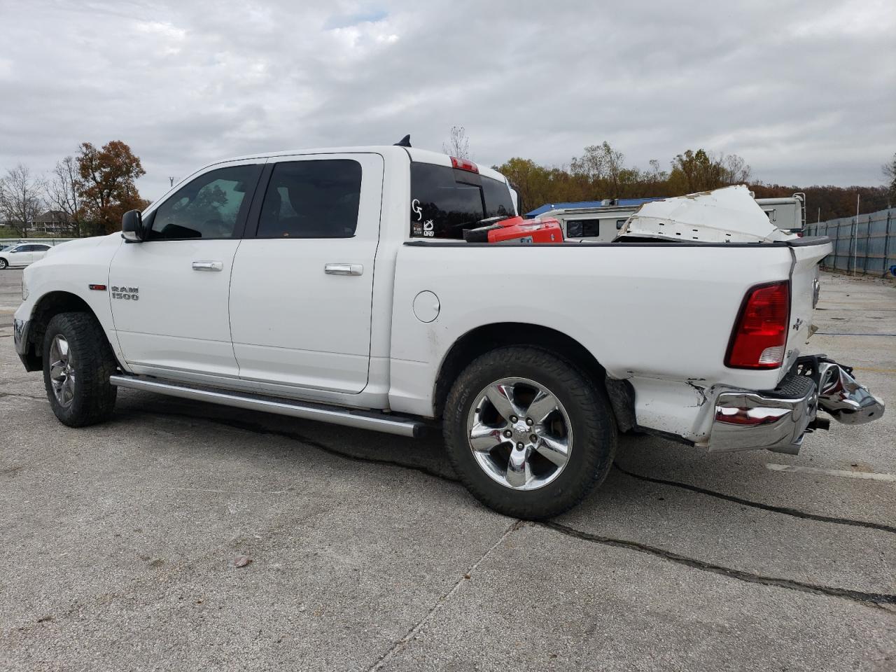 2015 RAM 1500 - Image 2