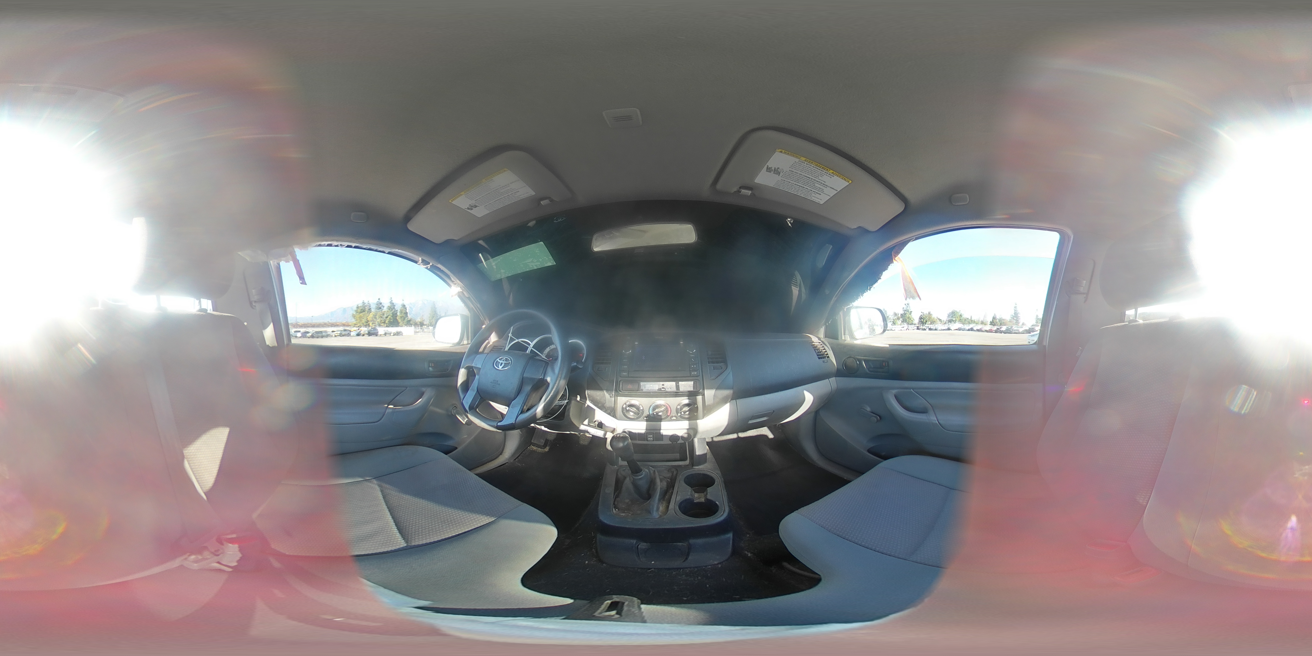 2013 Toyota Tacoma - Image 12