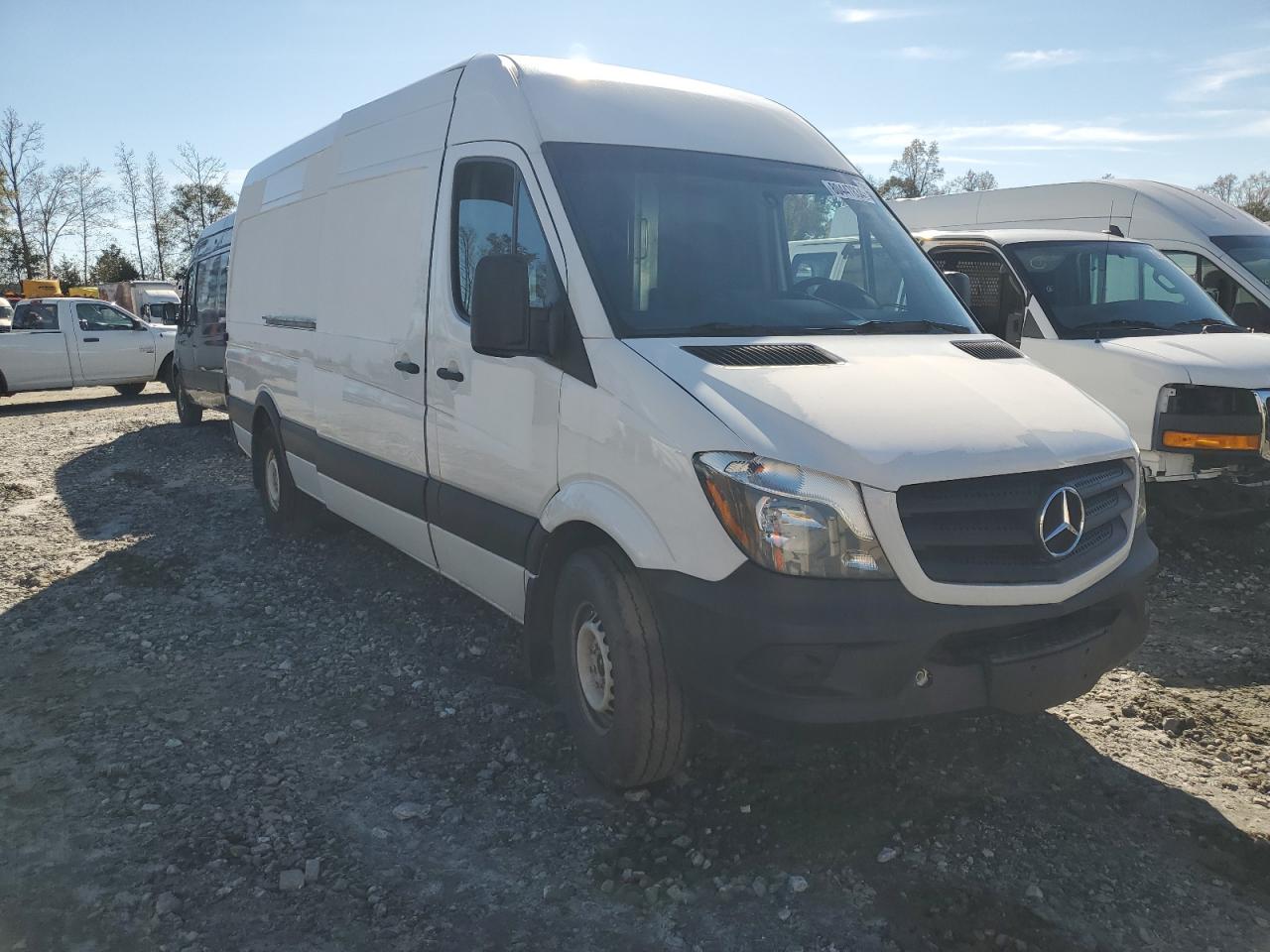 VIN WD3PE8DD0GP250281 2016 MERCEDES-BENZ SPRINTER no.4