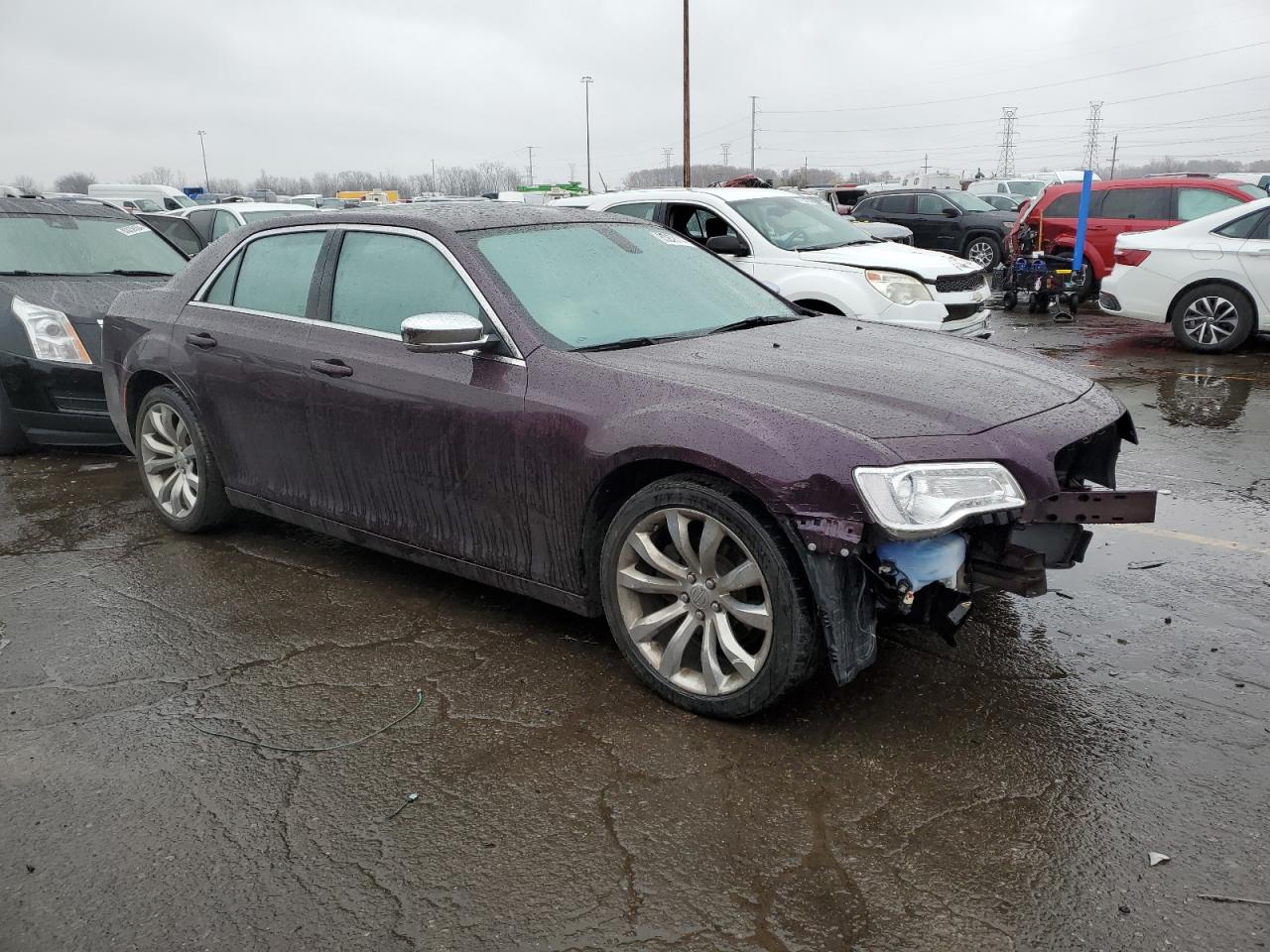 2020 Chrysler 300 - Image 4