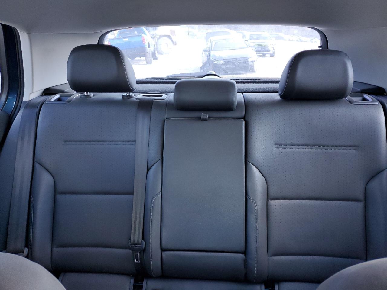 2015 Volkswagen Golf - Image 10