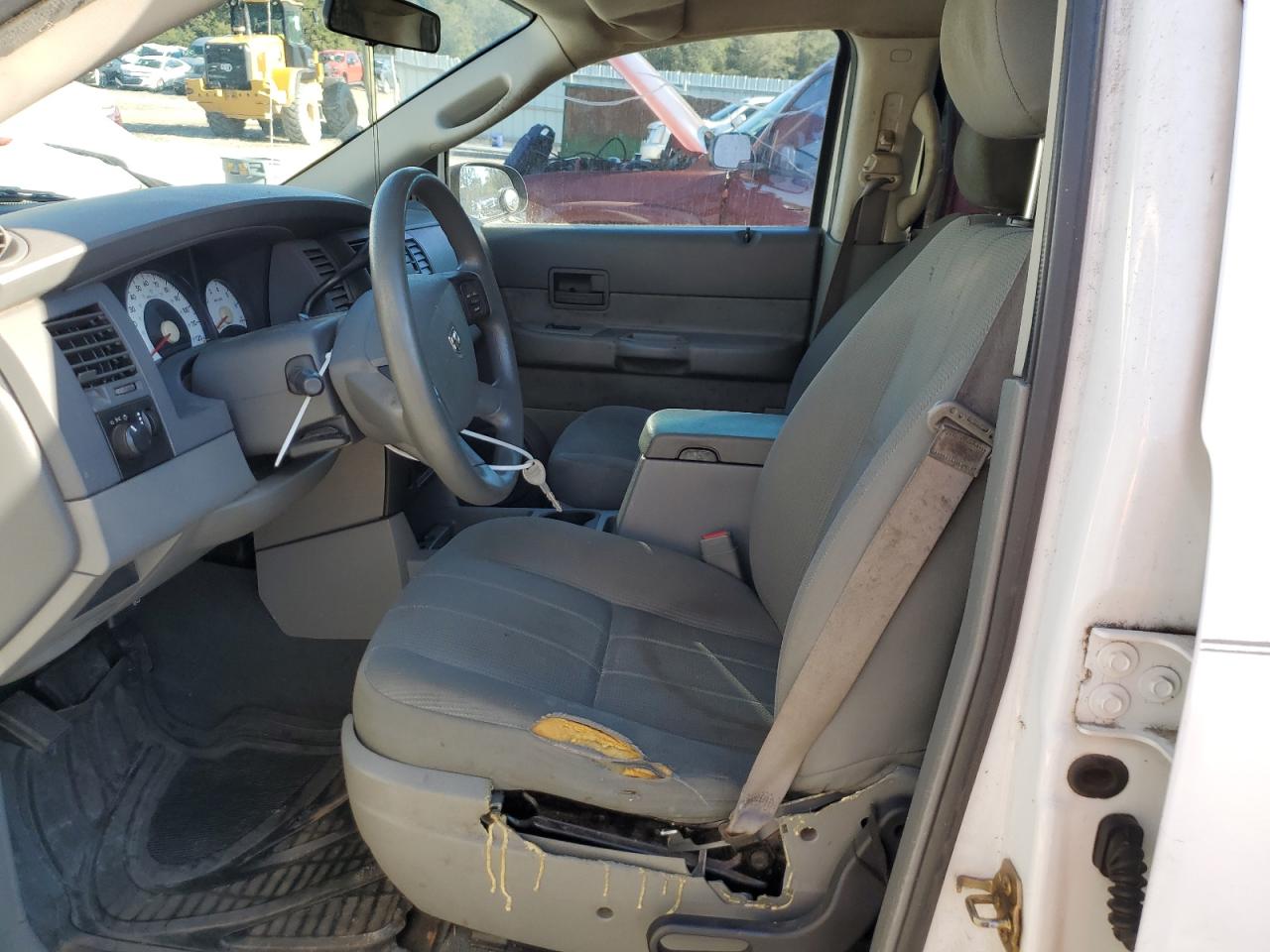 2004 Dodge Durango - Image 7