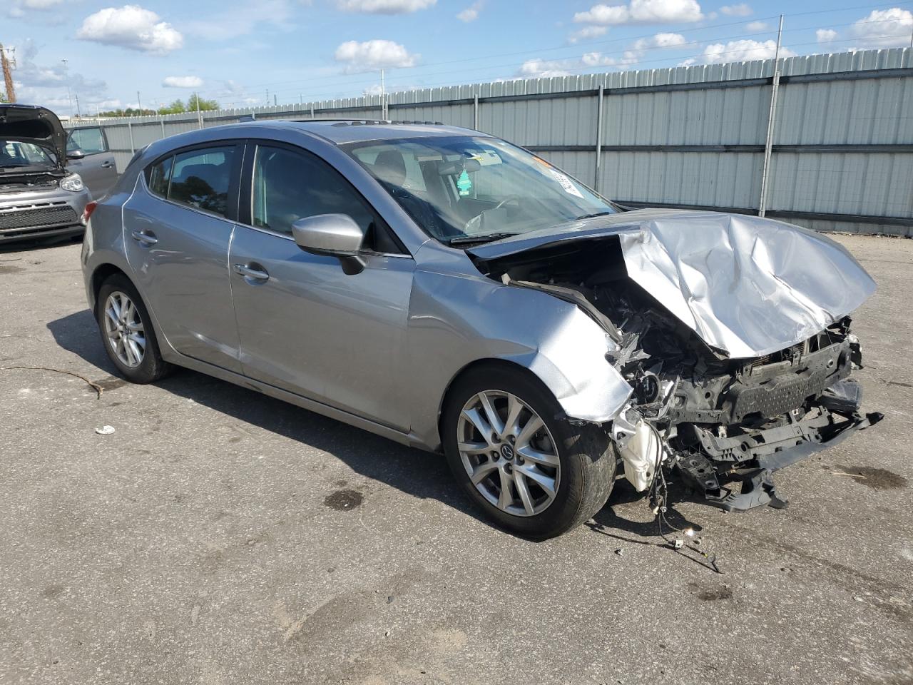 2015 Mazda 3 - Image 4