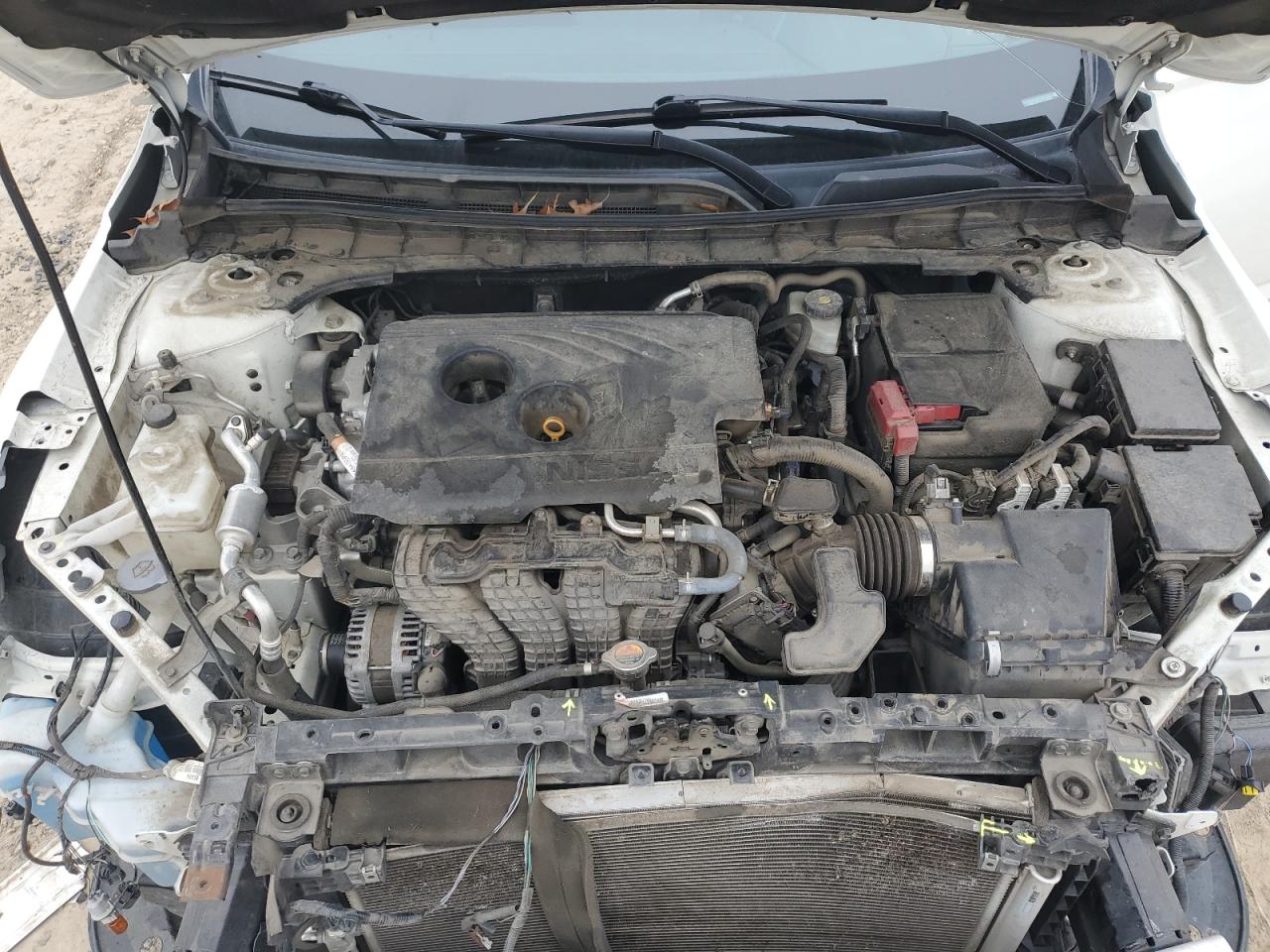 2020 Nissan Altima - Image 13