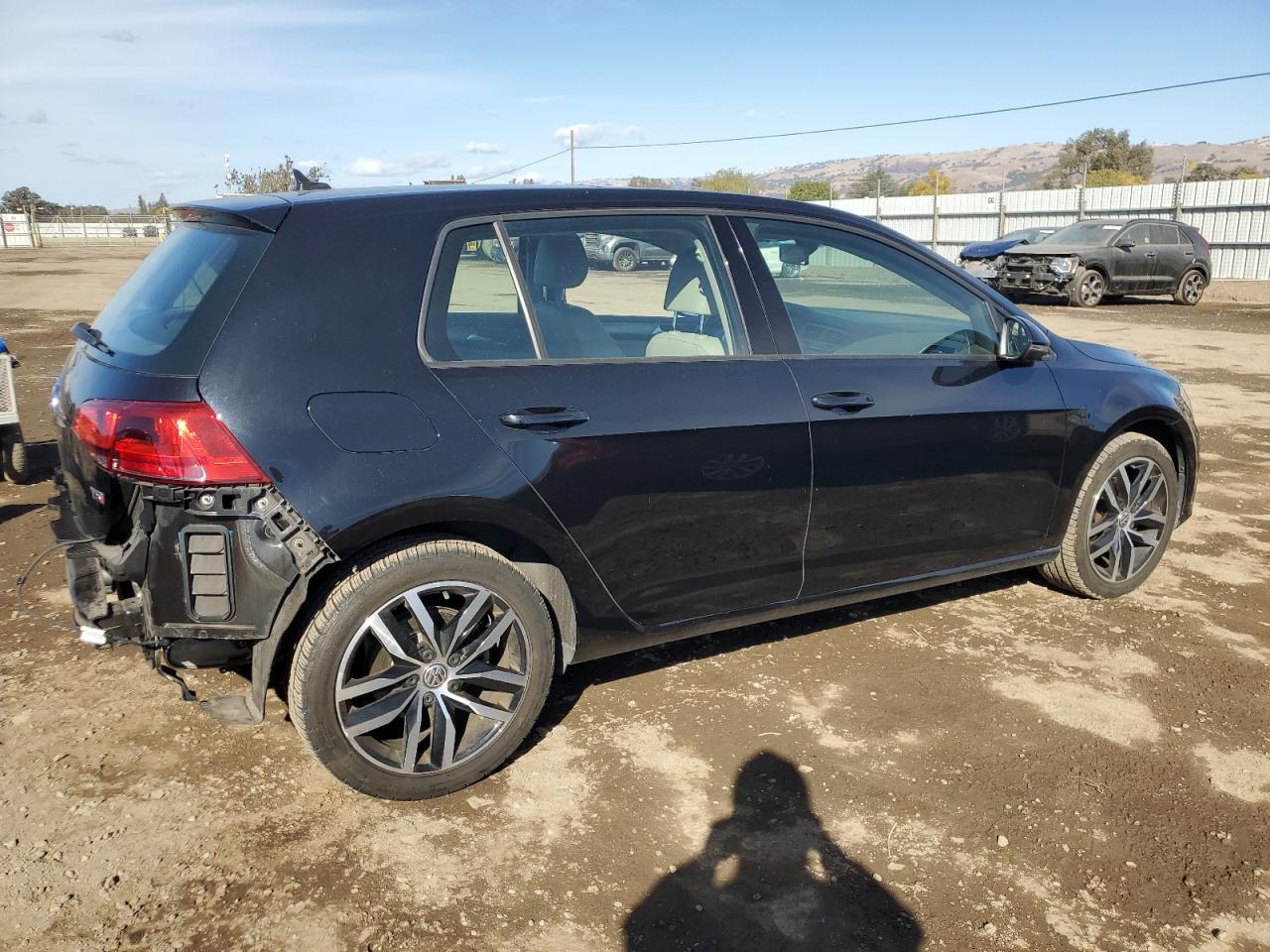 VIN 3VW217AU8FM045139 2015 VOLKSWAGEN GOLF no.3