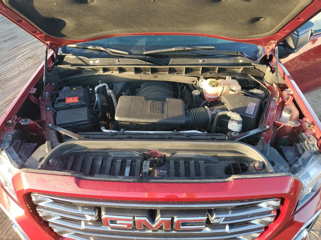 2022 GMC Sierra - Image 11