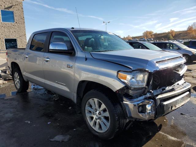  TOYOTA TUNDRA 2015 Srebrny