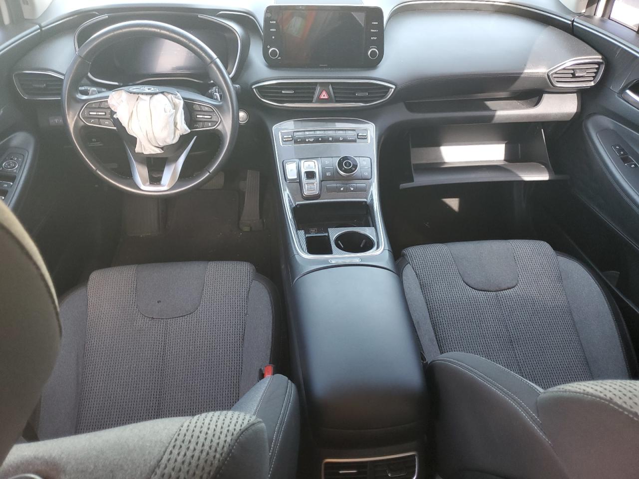 2021 Hyundai Santa Fe - Image 8