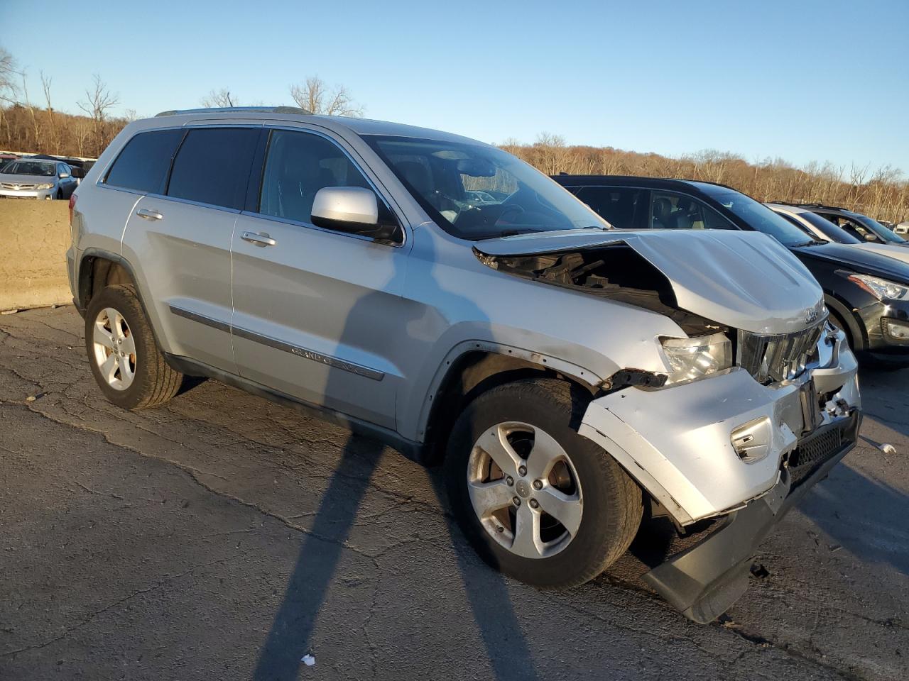 2011 Jeep Grand Cherokee - Image 4