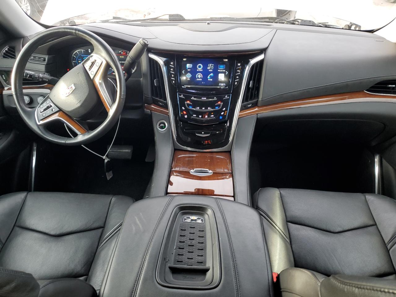 VIN 1GYS4JKJXGR372857 2016 CADILLAC ESCALADE no.8