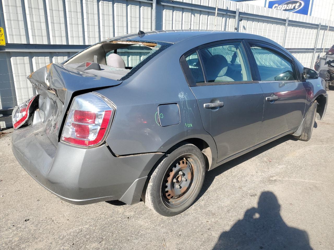 2009 Nissan Sentra - Image 3