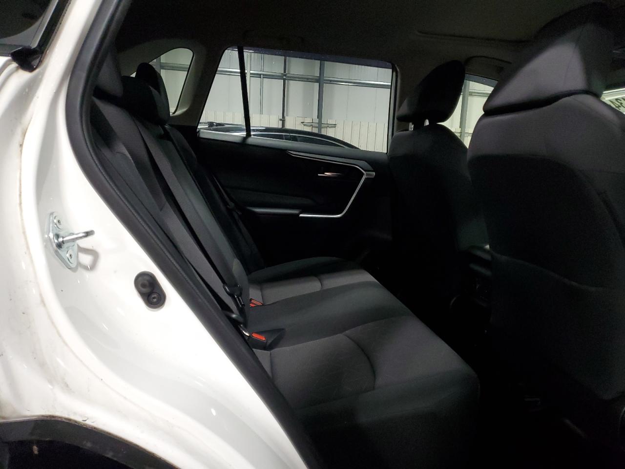 2019 Toyota RAV 4 - Image 11