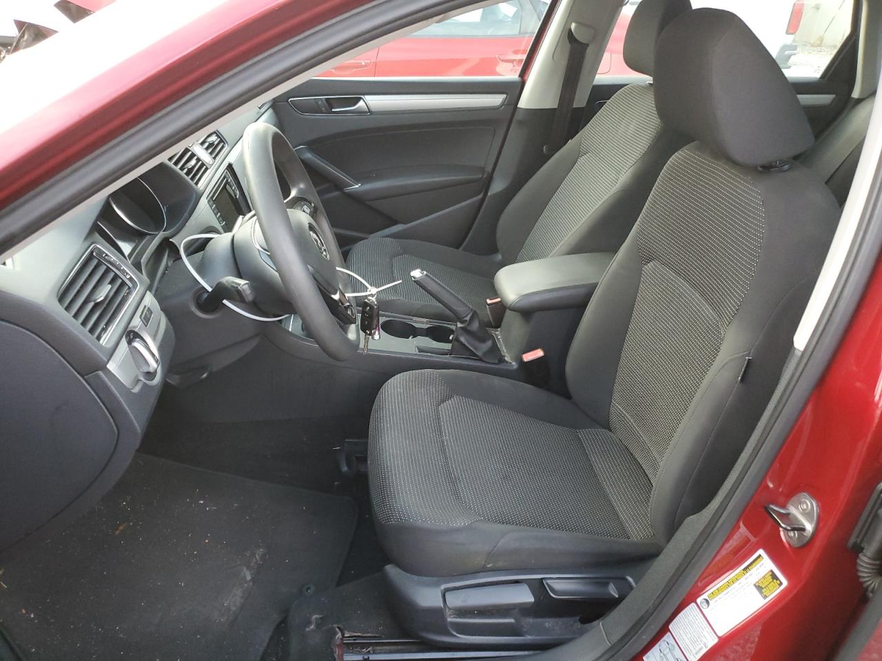 2016 Volkswagen Passat - Image 7