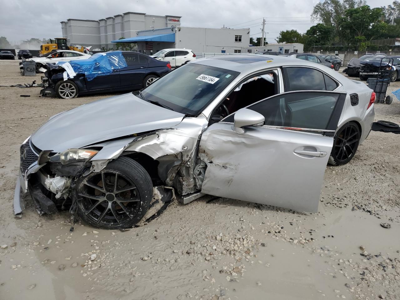 2014 Lexus IS - Image 1