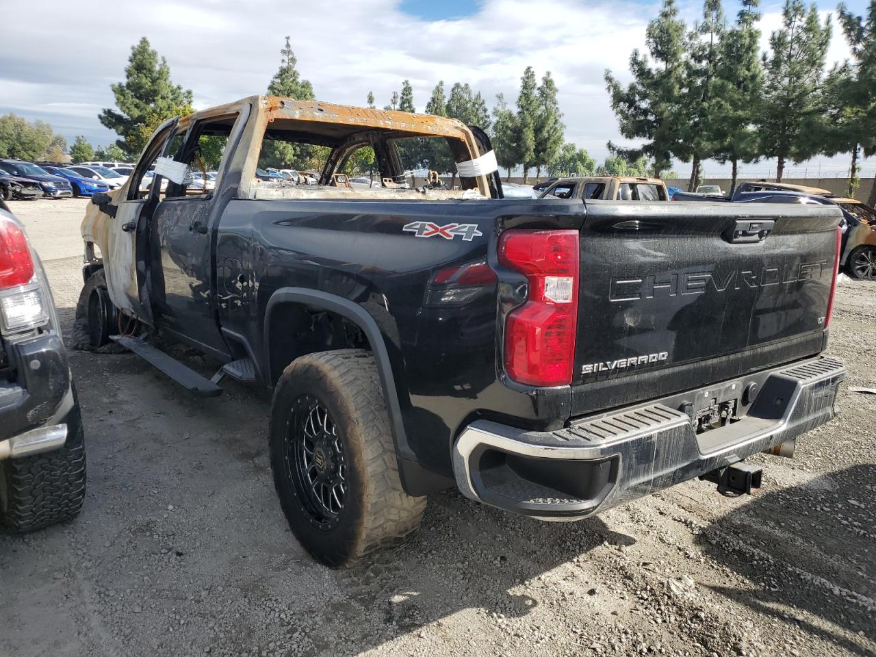 2022 Chevrolet Silverado - Image 2