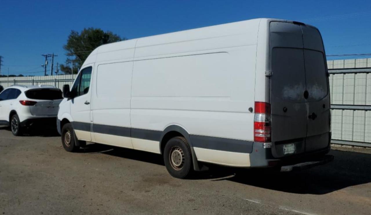 VIN WD3PE8DC7E5895185 2014 MERCEDES-BENZ SPRINTER no.2