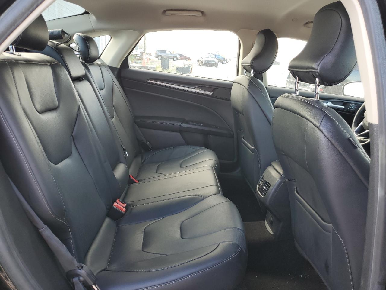 2019 Ford Fusion - Image 10