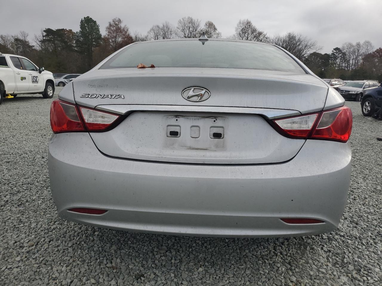 2012 Hyundai Sonata - Image 6