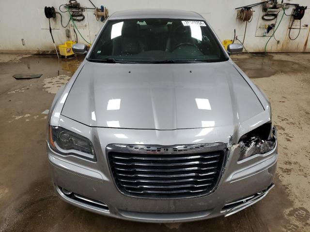  CHRYSLER 300 2014 Srebrny