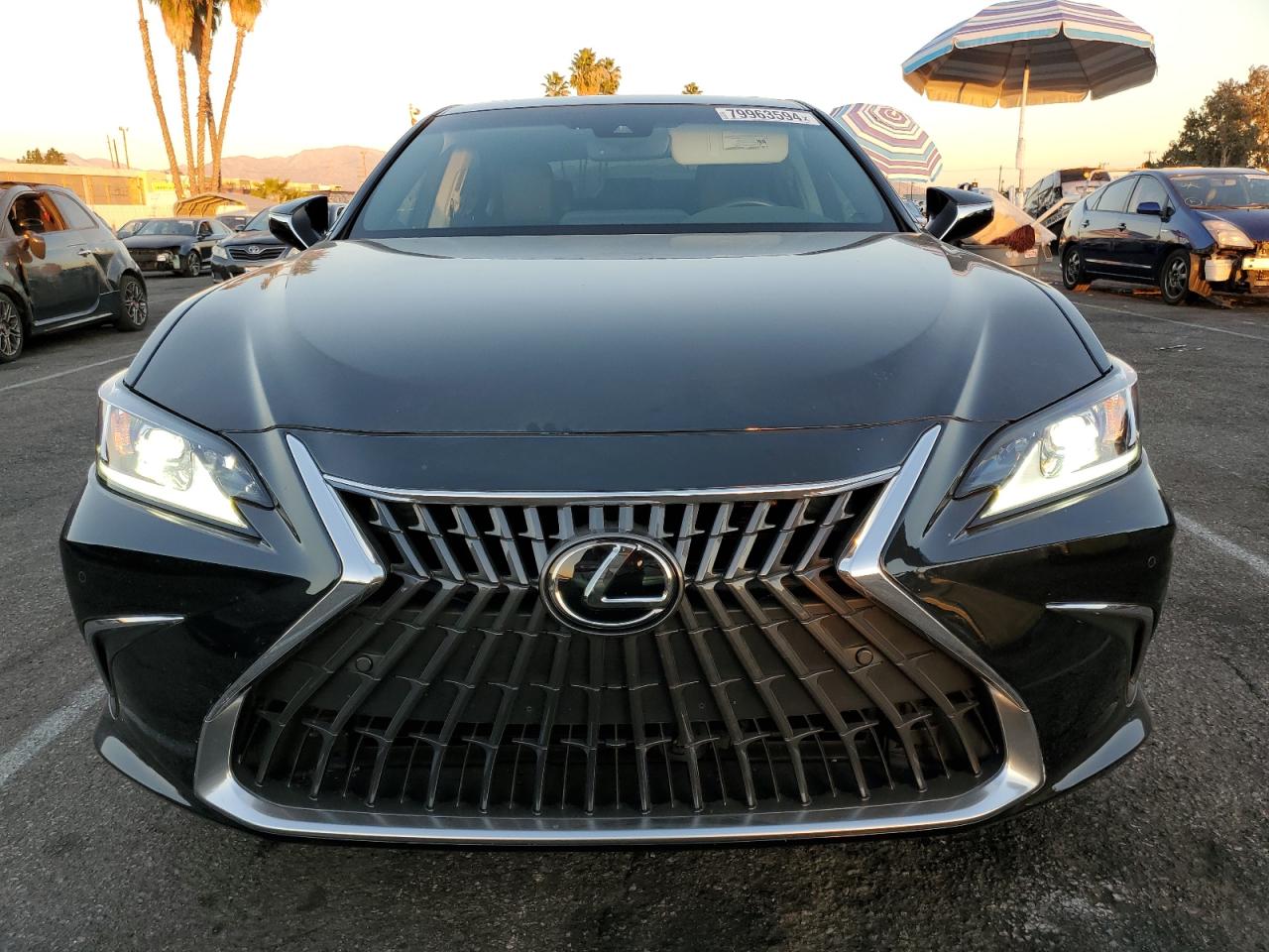 2023 Lexus ES - Image 5