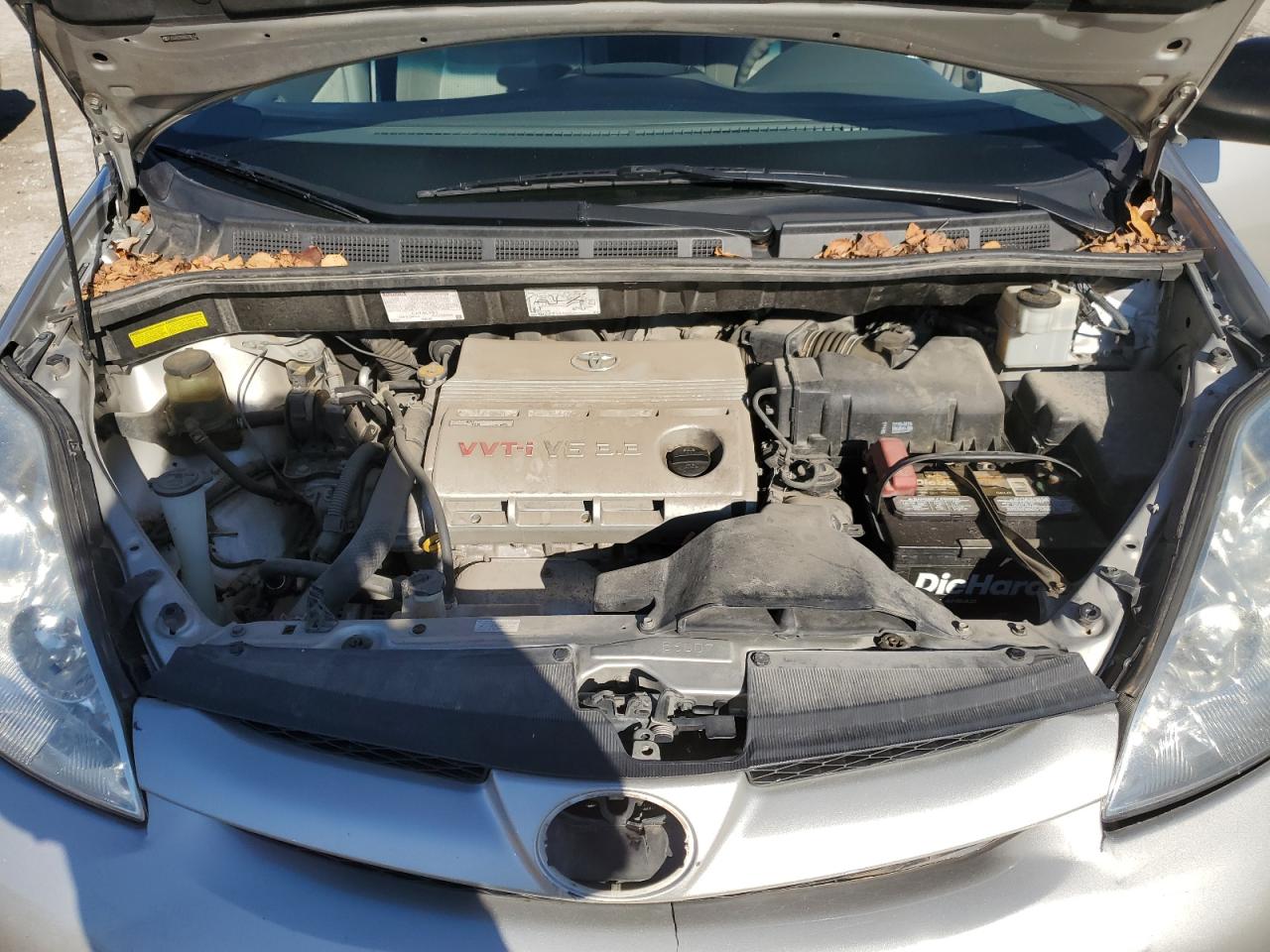 2006 Toyota Sienna - Image 12