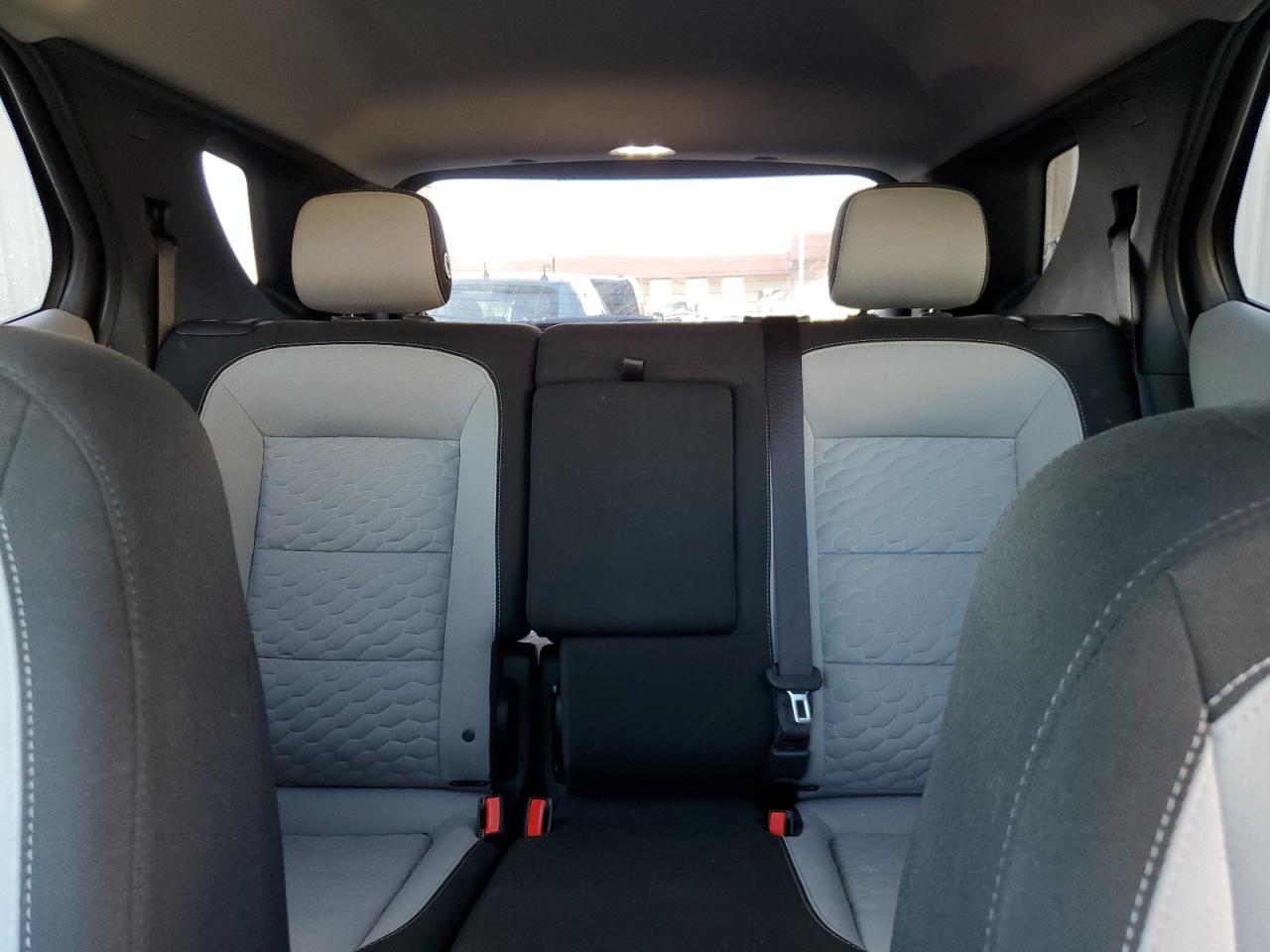 2018 Chevrolet Equinox - Image 10
