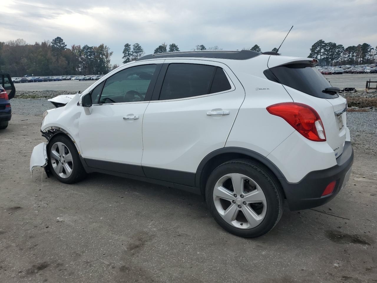 KL4CJASB7GB631545 2016 BUICK ENCORE - Image 2