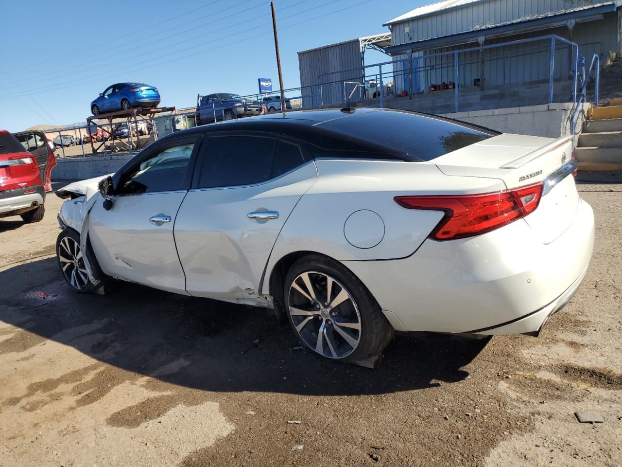 2017 Nissan Maxima - Image 2