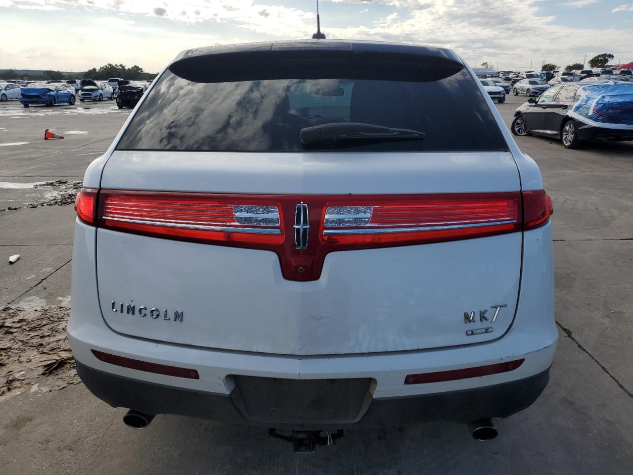 2014 Lincoln Mkt VIN: 2LMHJ5AT5EBL57198 Lot: 79335584