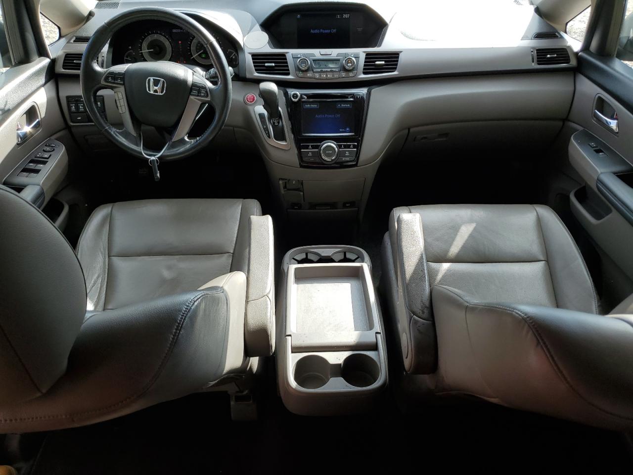 2014 Honda Odyssey - Image 8