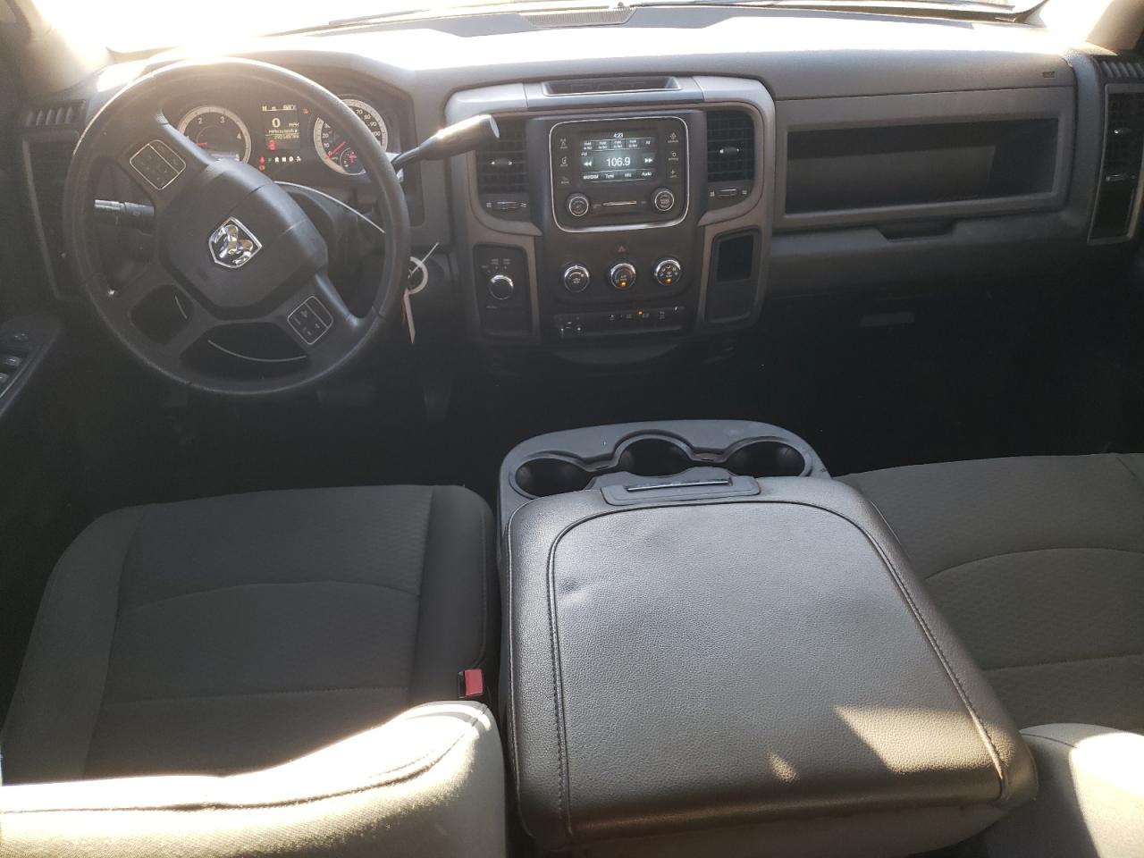 2016 RAM 2500 - Image 8