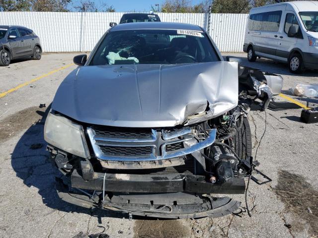 Седани DODGE AVENGER 2013 Сріблястий