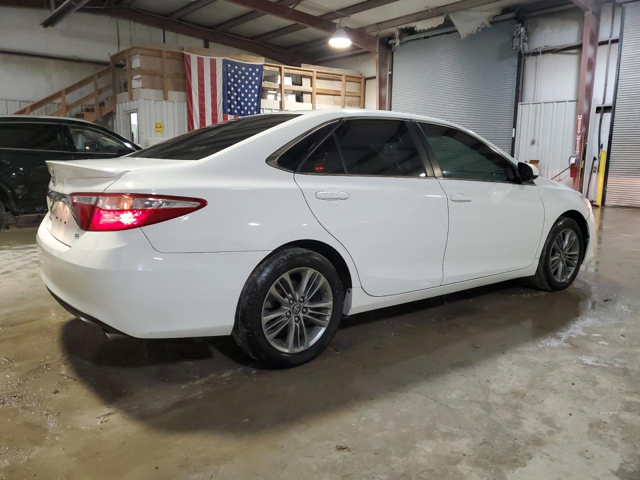 2017 Toyota Camry Le VIN: 4T1BF1FK4HU809281 Lot: 81259024