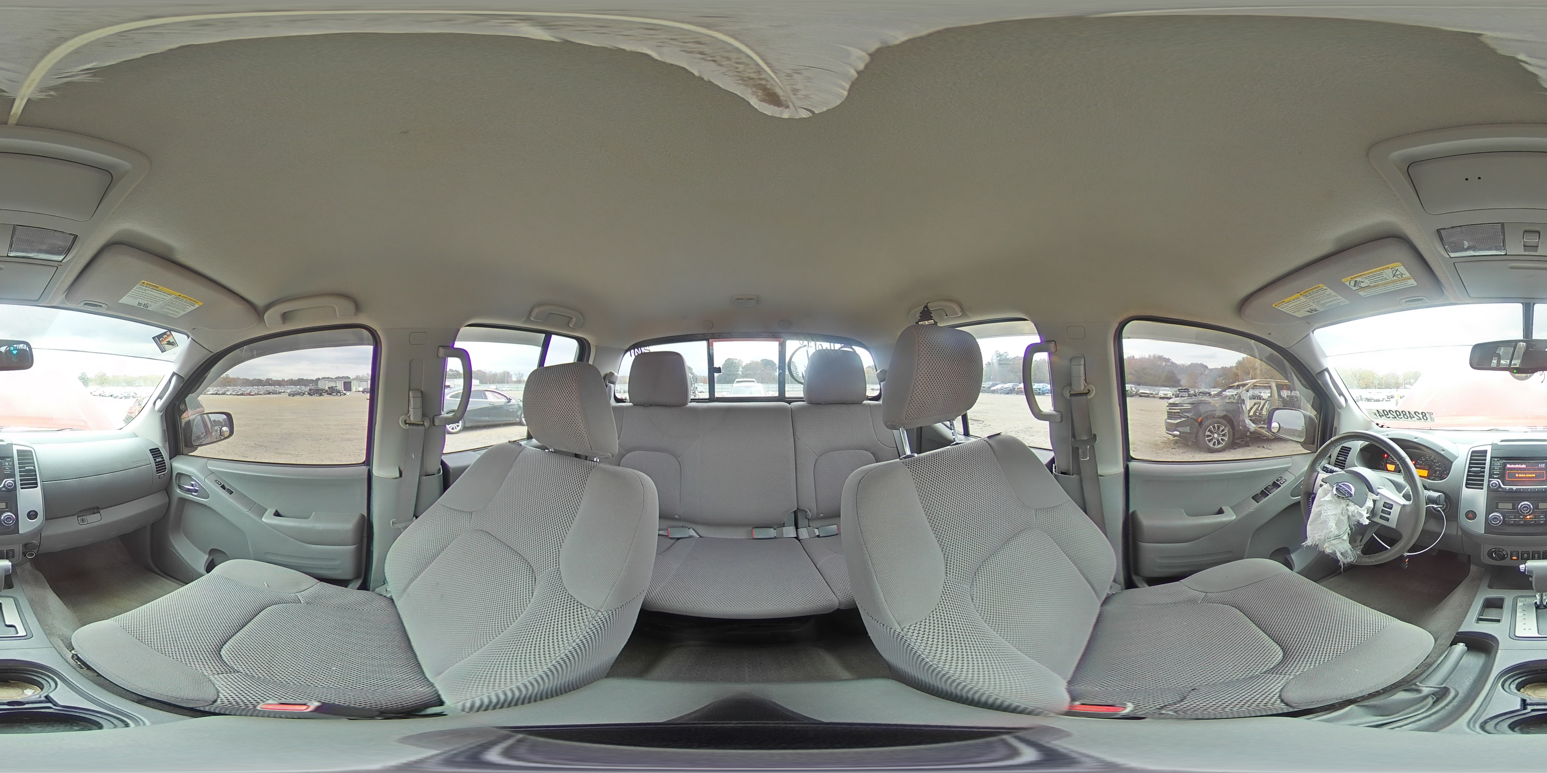 2016 Nissan Navara (Frontier) - Image 13