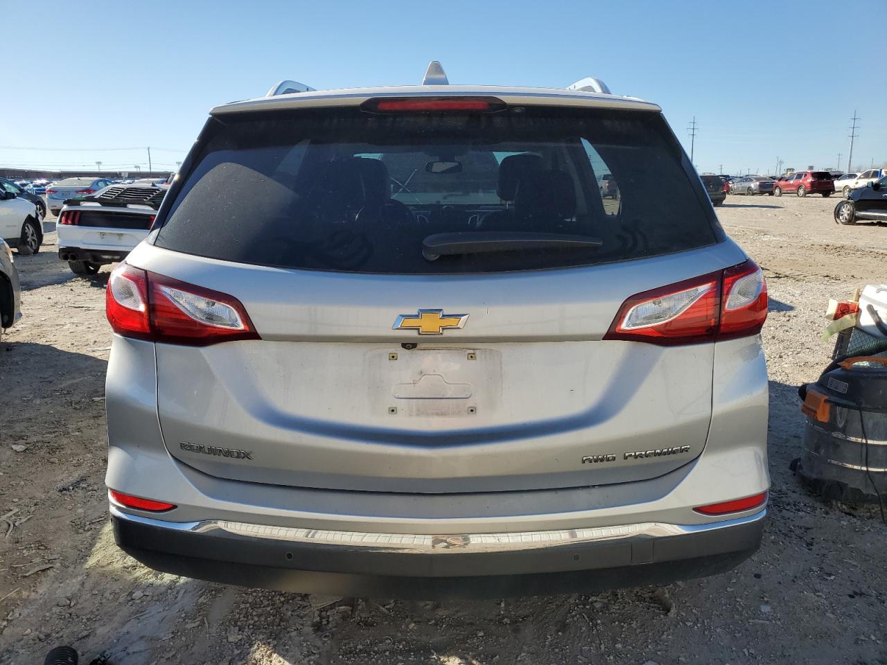2020 Chevrolet Equinox - Image 6