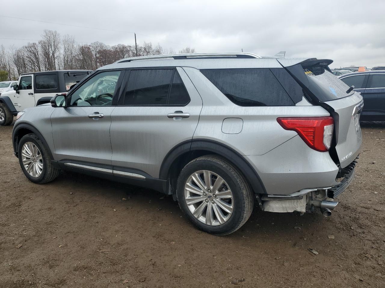 2020 Ford Explorer - Image 2